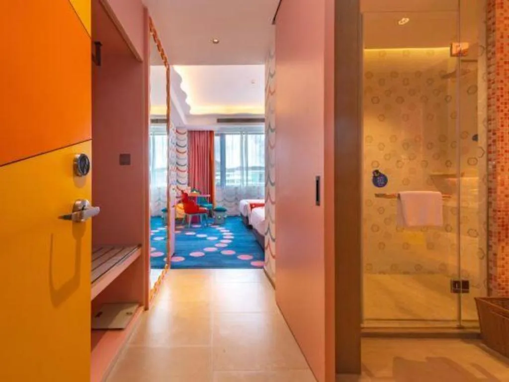 Bed in Dolphin Bay Hotel