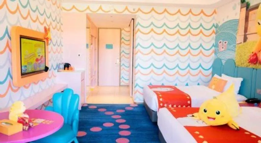 Bed in Dolphin Bay Hotel