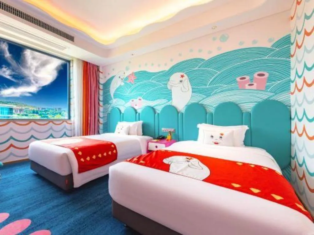 Bed in Dolphin Bay Hotel