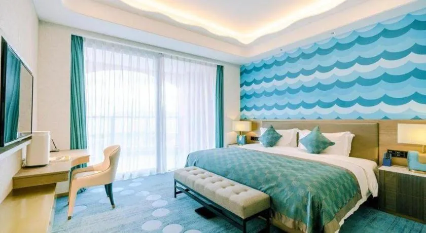 Bed in Dolphin Bay Hotel