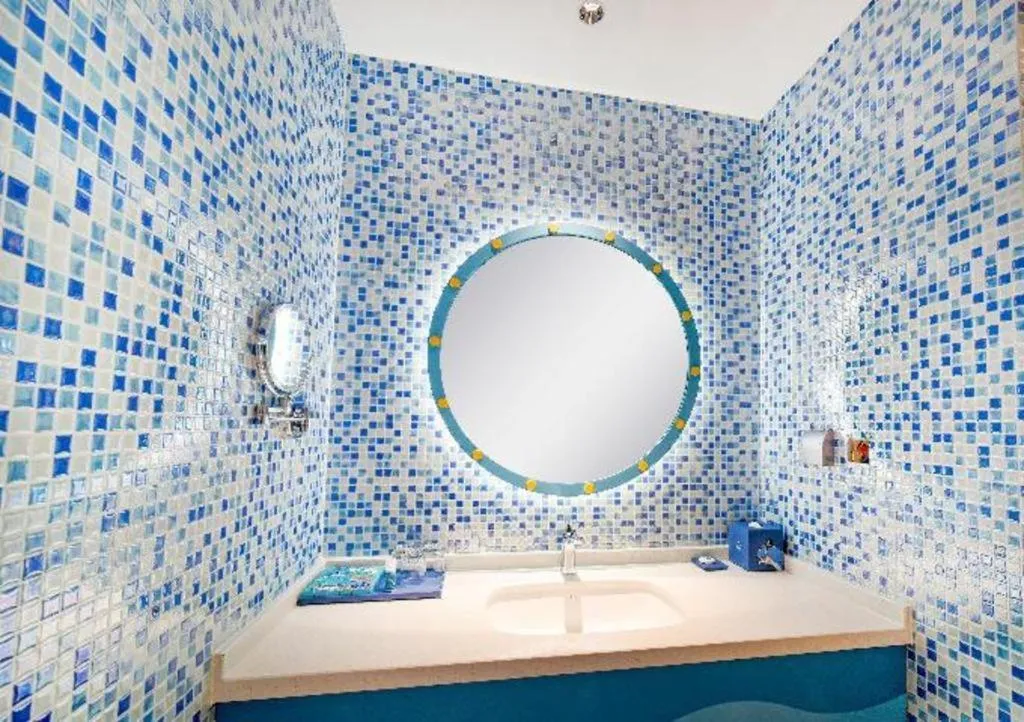 Bed in Dolphin Bay Hotel