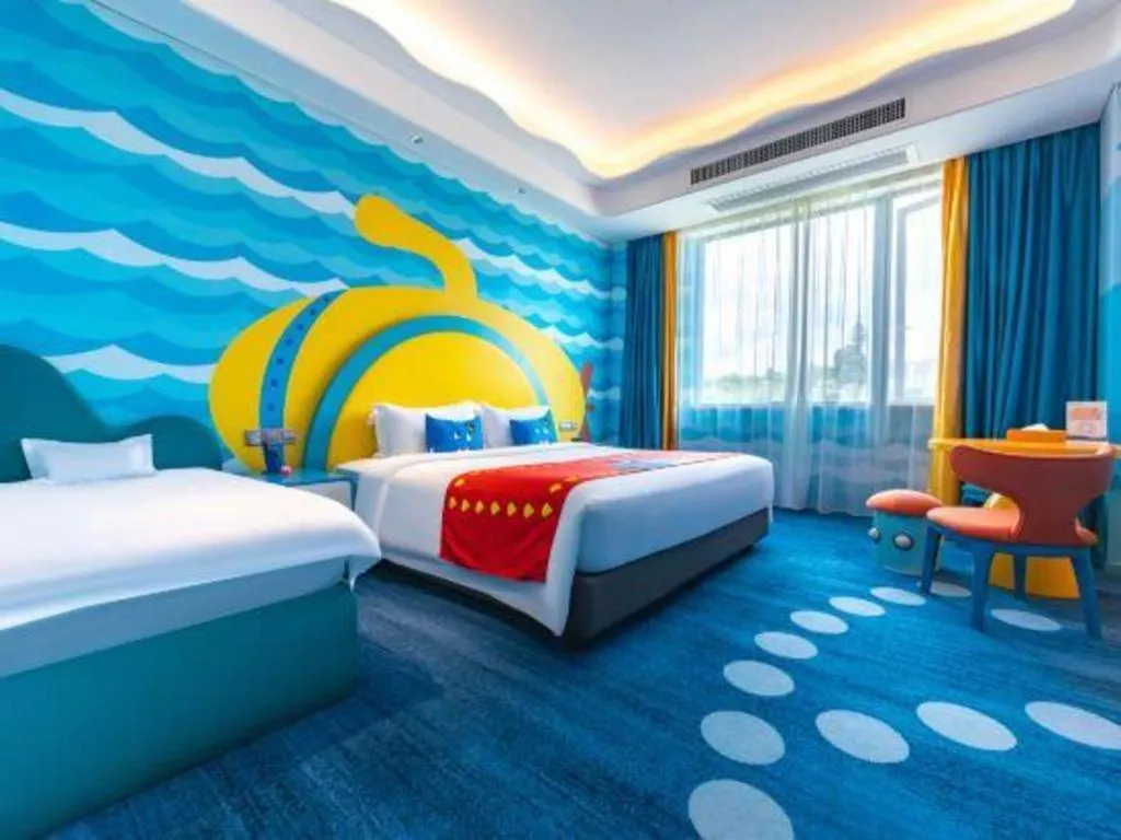 Bed in Dolphin Bay Hotel