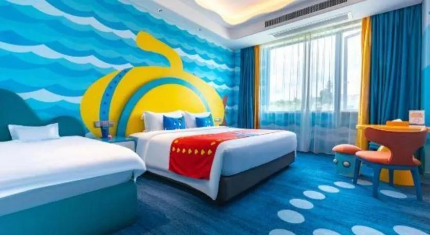 Bed in Dolphin Bay Hotel
