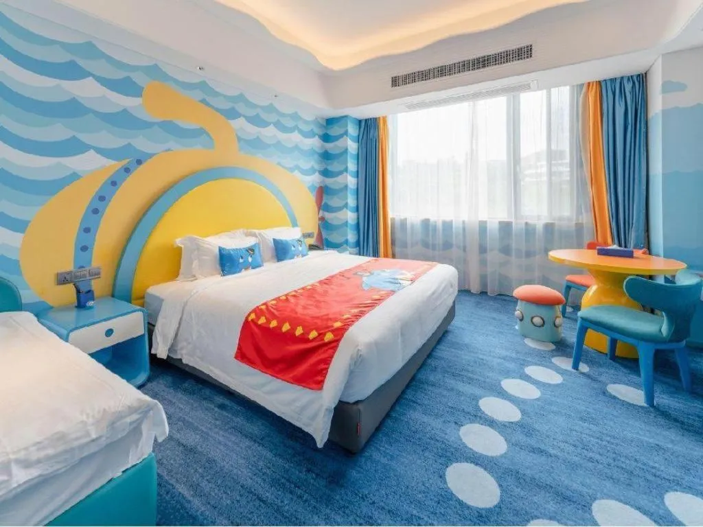 Bed in Dolphin Bay Hotel