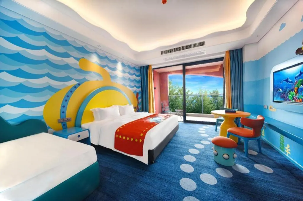 Bed in Dolphin Bay Hotel