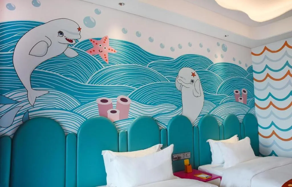 Bed in Dolphin Bay Hotel