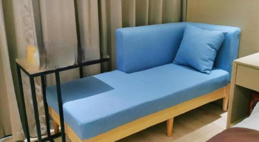 Gya Hotel Jurong England International