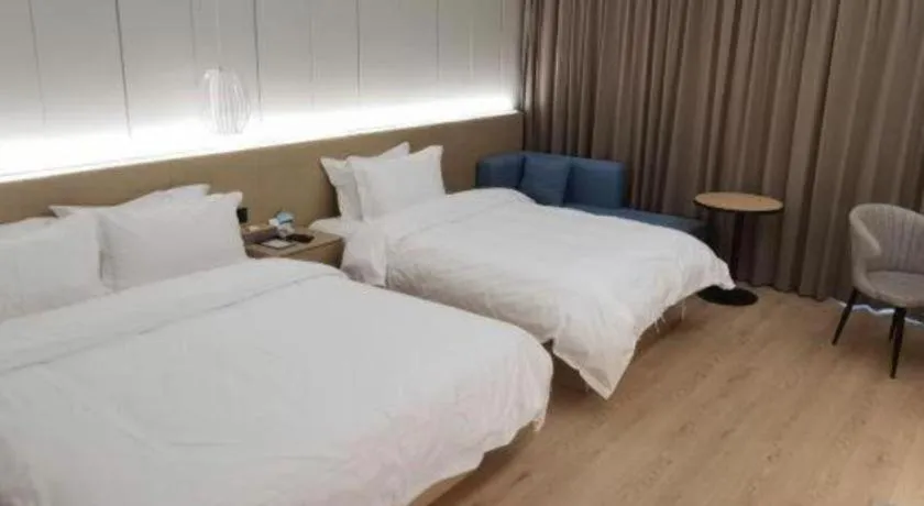 Bed in Gya Hotel Jurong England International