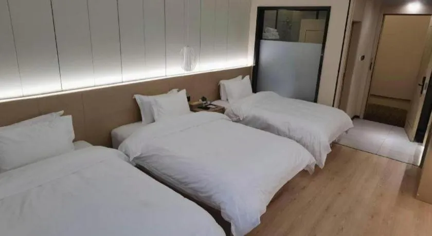 Bed in Gya Hotel Jurong England International