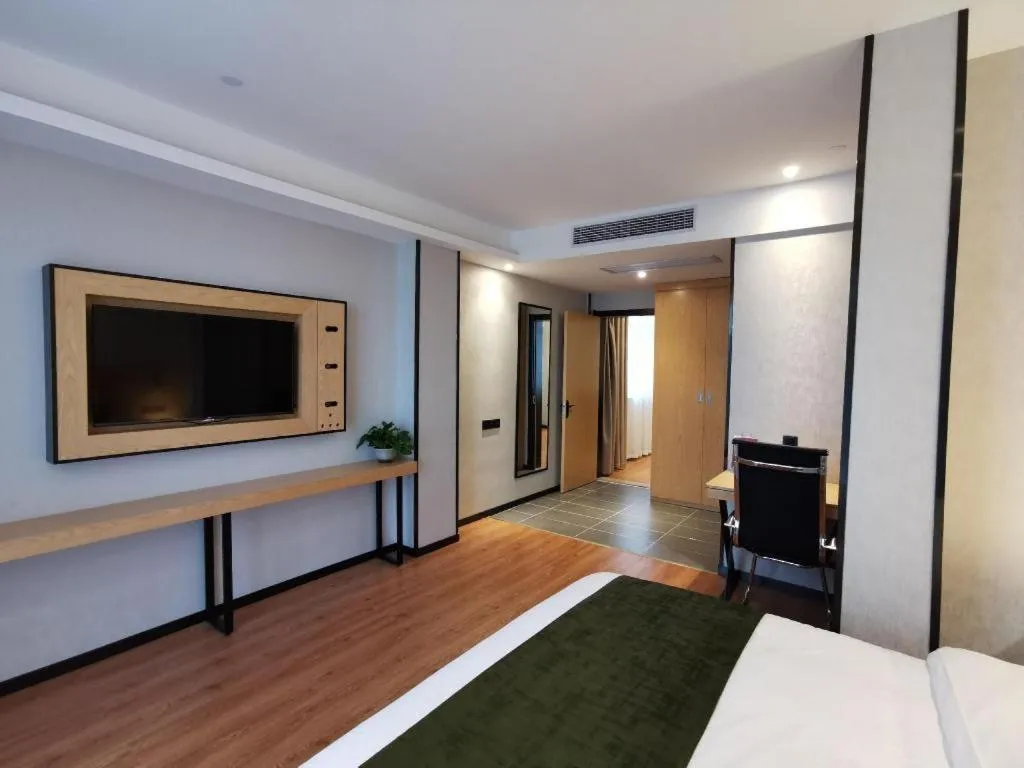 Bed in GreenTree Inn Ganzhou Gan County Bus Station