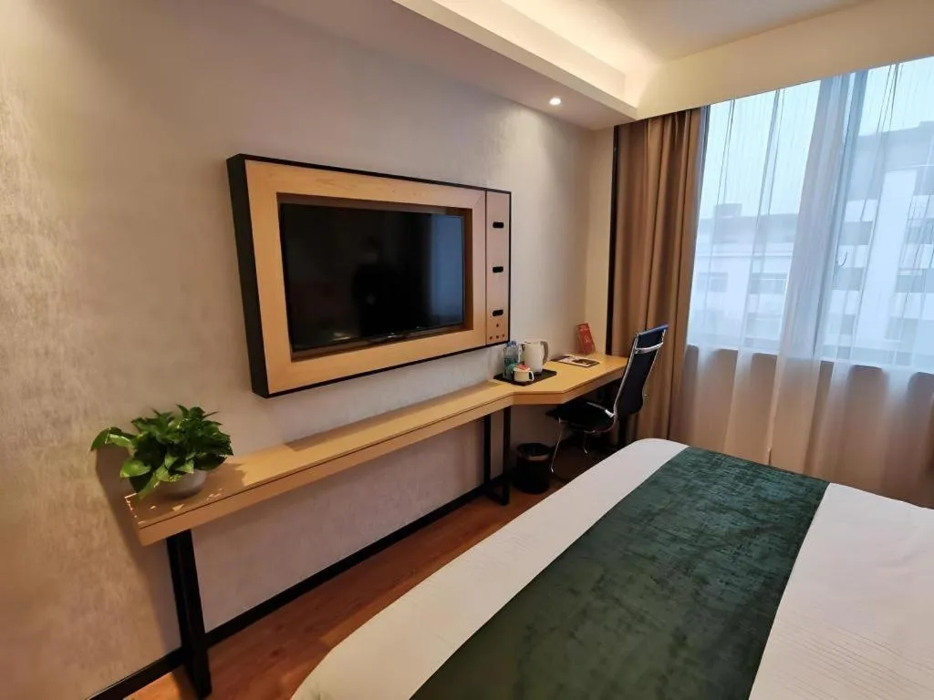 Bed in GreenTree Inn Ganzhou Gan County Bus Station