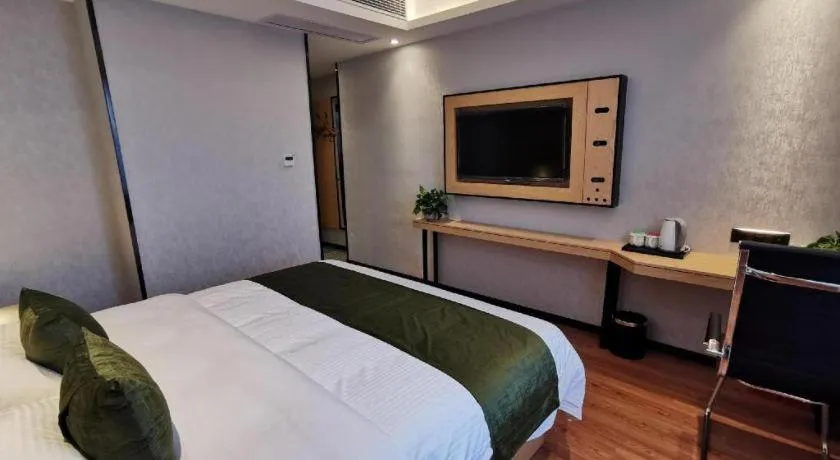 Bed in GreenTree Inn Ganzhou Gan County Bus Station