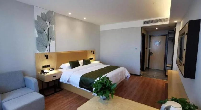 Bed in GreenTree Inn Ganzhou Gan County Bus Station