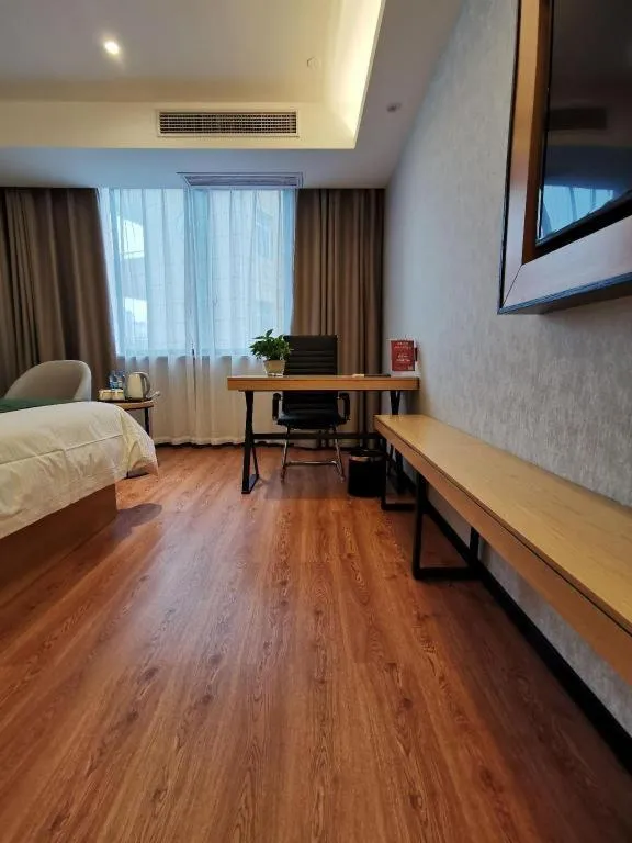 Bed in GreenTree Inn Ganzhou Gan County Bus Station