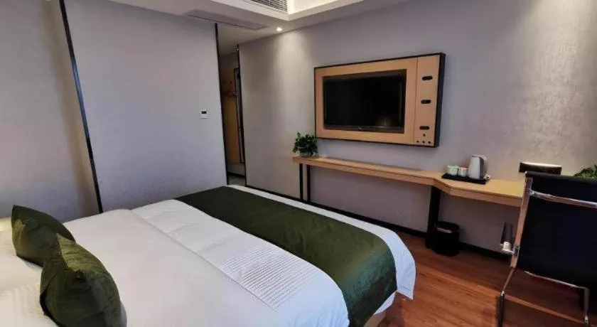 Bed in GreenTree Inn Ganzhou Gan County Bus Station