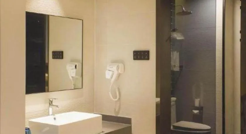 GreenTree Inn Express Taizhou Jiangyan Hardware City