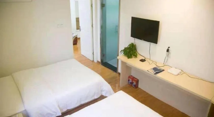 Bed in 7Days Inn Tianjin Fifth Avenue Youyi Road Branch