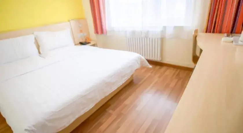 Bed in 7Days Inn Tianjin Fifth Avenue Youyi Road Branch Bed in 7Days Inn Tianjin Fifth Avenue Youyi Road Branch