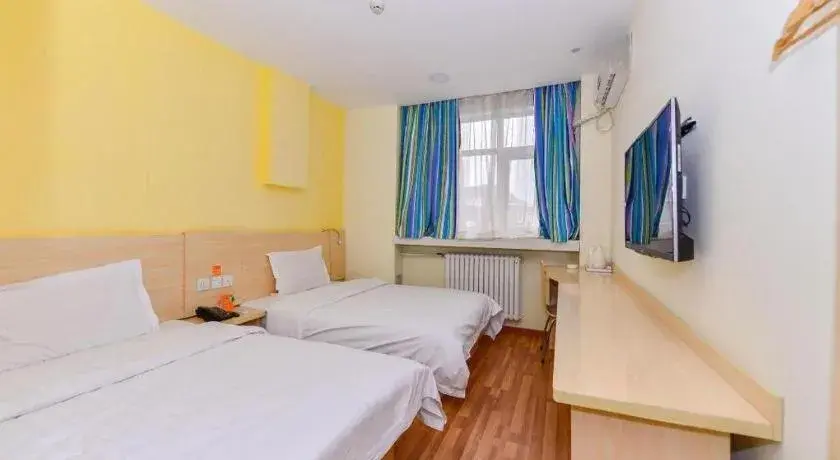 Bed in 7Days Inn Tianjin Fifth Avenue Youyi Road Branch Bed in 7Days Inn Tianjin Fifth Avenue Youyi Road Branch