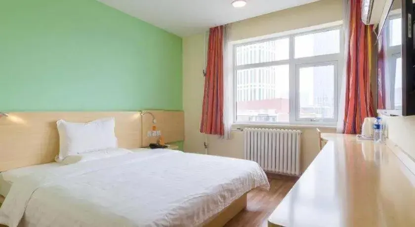 Bed in 7Days Inn Tianjin Fifth Avenue Youyi Road Branch Bed in 7Days Inn Tianjin Fifth Avenue Youyi Road Branch