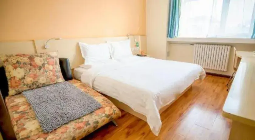 Bed in 7Days Inn Tianjin Fifth Avenue Youyi Road Branch Bed in 7Days Inn Tianjin Fifth Avenue Youyi Road Branch