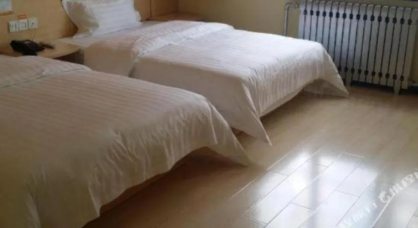 Bed in 7 Days Inn Zoucheng Chengqian East Road Yiwu Trade Market