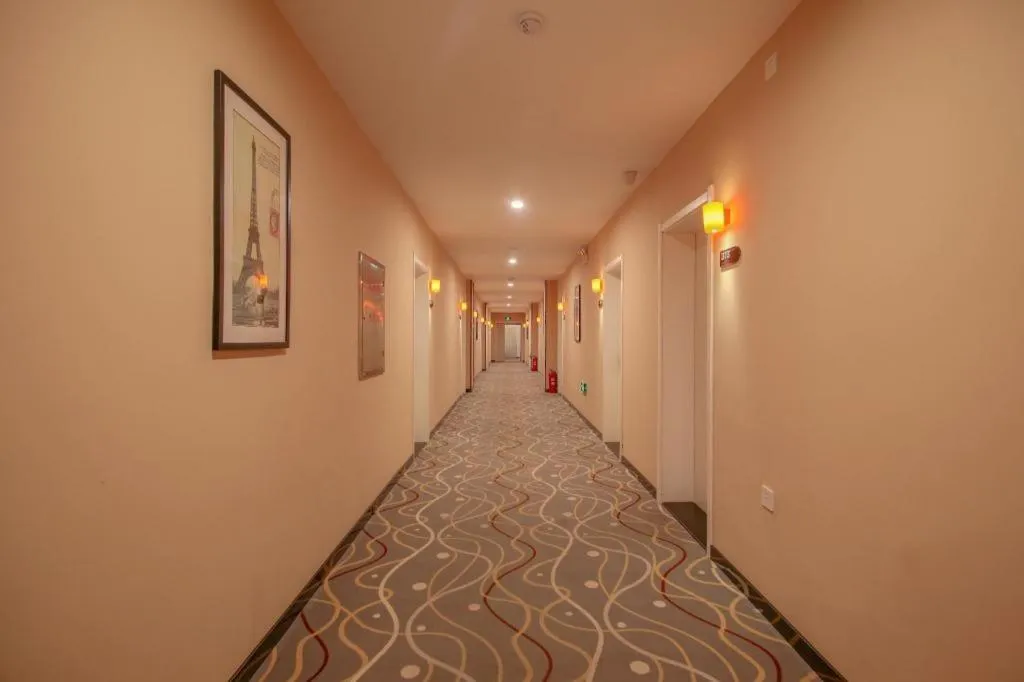 7 Days Premium· Daqing City Government Wanda Plaza