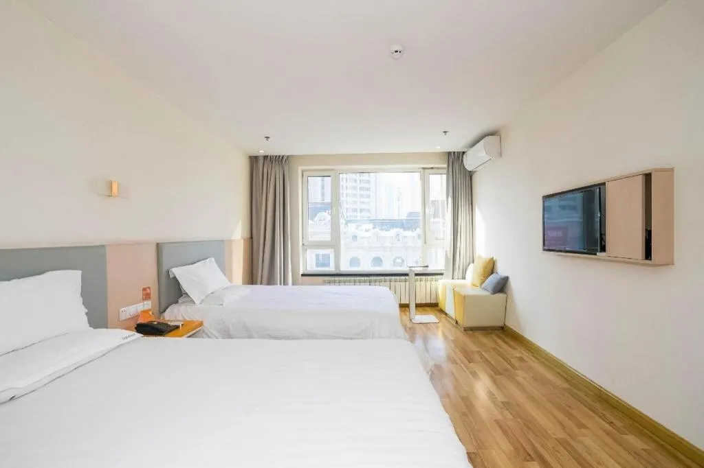 Bed in 7 Days Inn Harbin West Railway Station