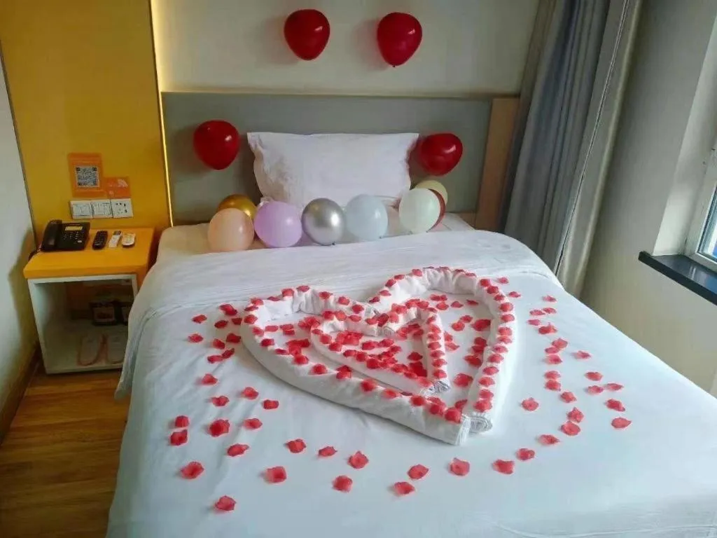 Bed in 7 Days Inn Harbin West Railway Station