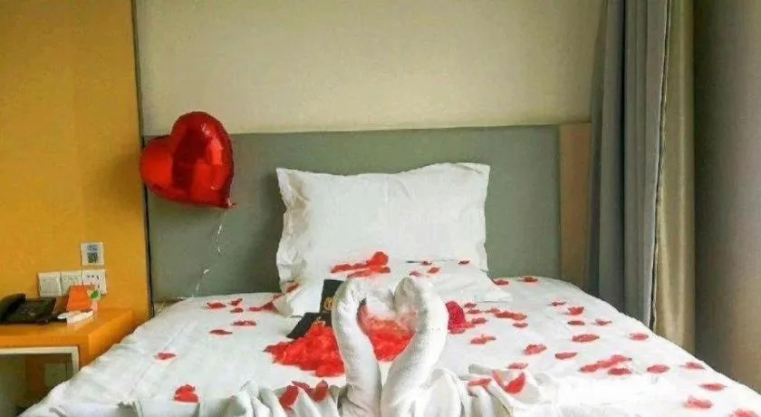 Bed in 7 Days Inn Harbin West Railway Station