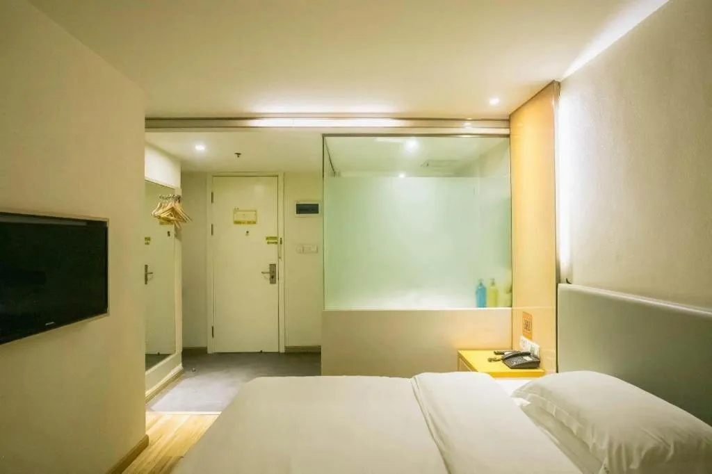 Bed in 7 Days Inn Harbin West Railway Station