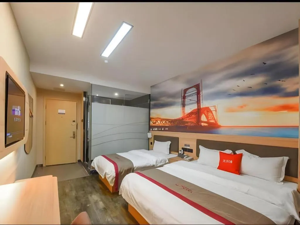 Bed in Thank Inn Hotel Anhui Fuyang Funan County Yunhe Dong Road