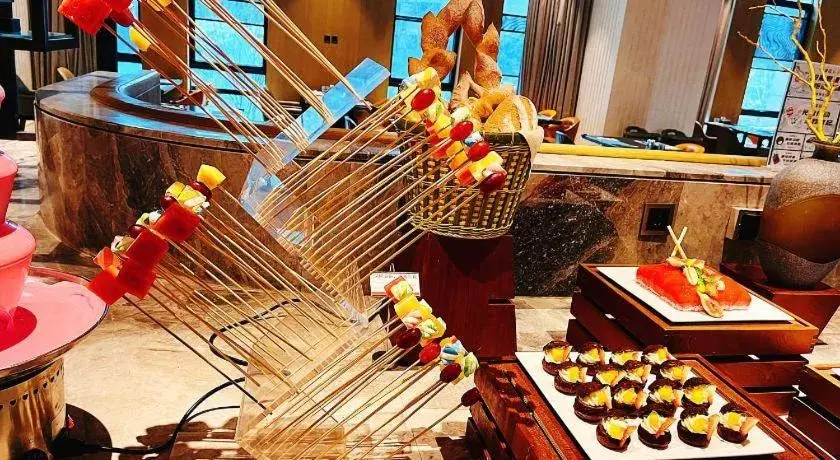 Ramada Plaza by Wyndham Wuhan Huangpi Ramada Plaza by Wyndham Wuhan Huangpi