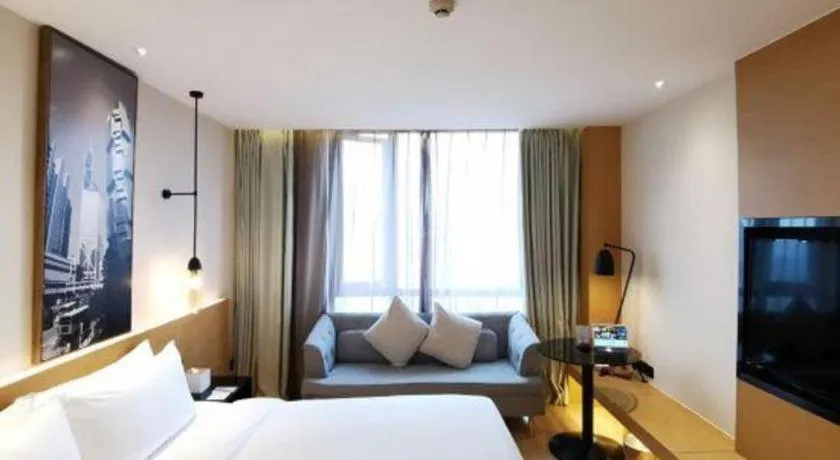 Bed in Quality Hotel Chengdu