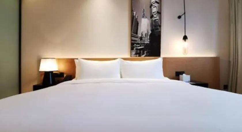 Bed in Quality Hotel Chengdu