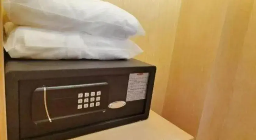 Bed in Quality Hotel Chengdu Bed in Quality Hotel Chengdu