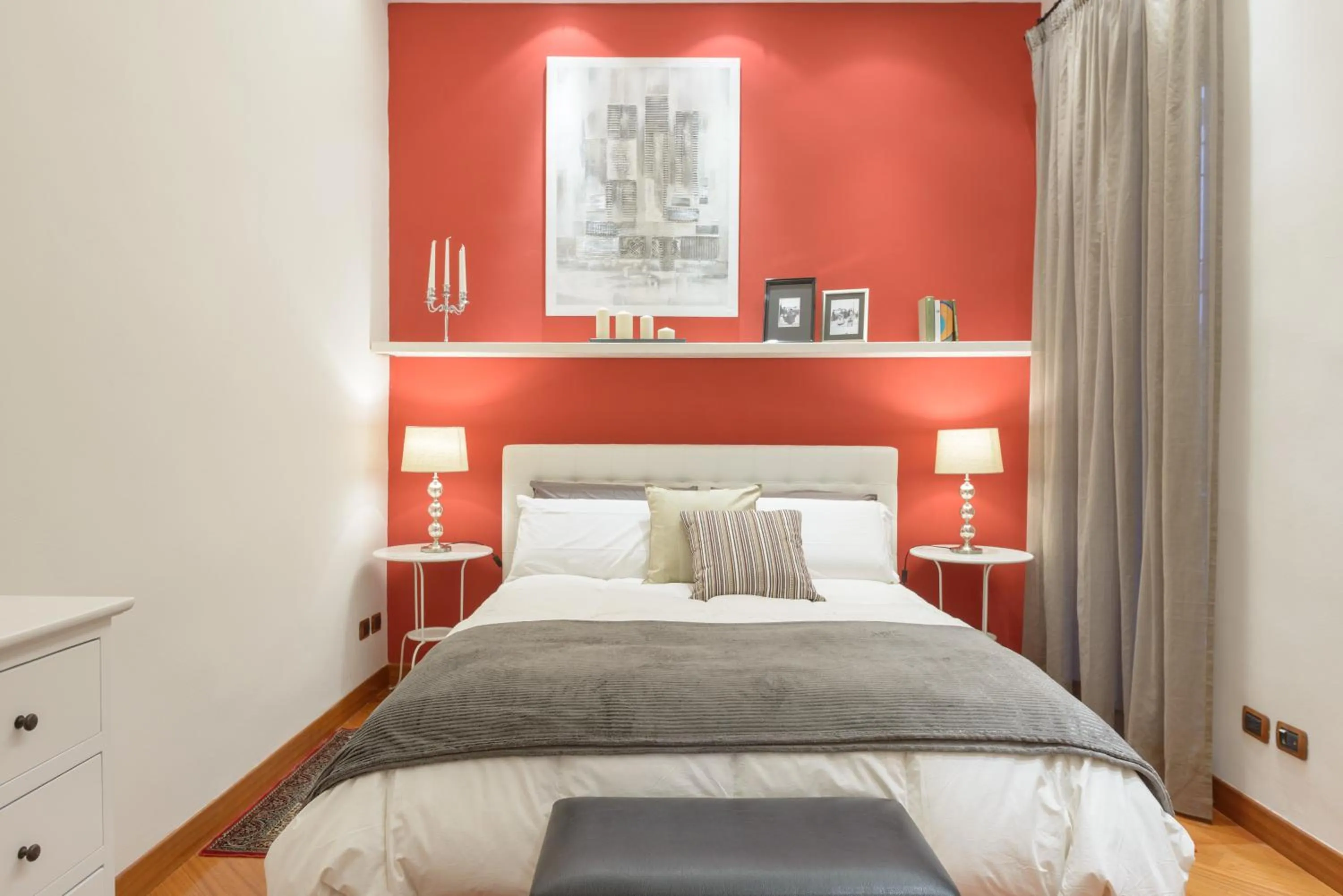 Bed in Rome Guest House Saint Peter