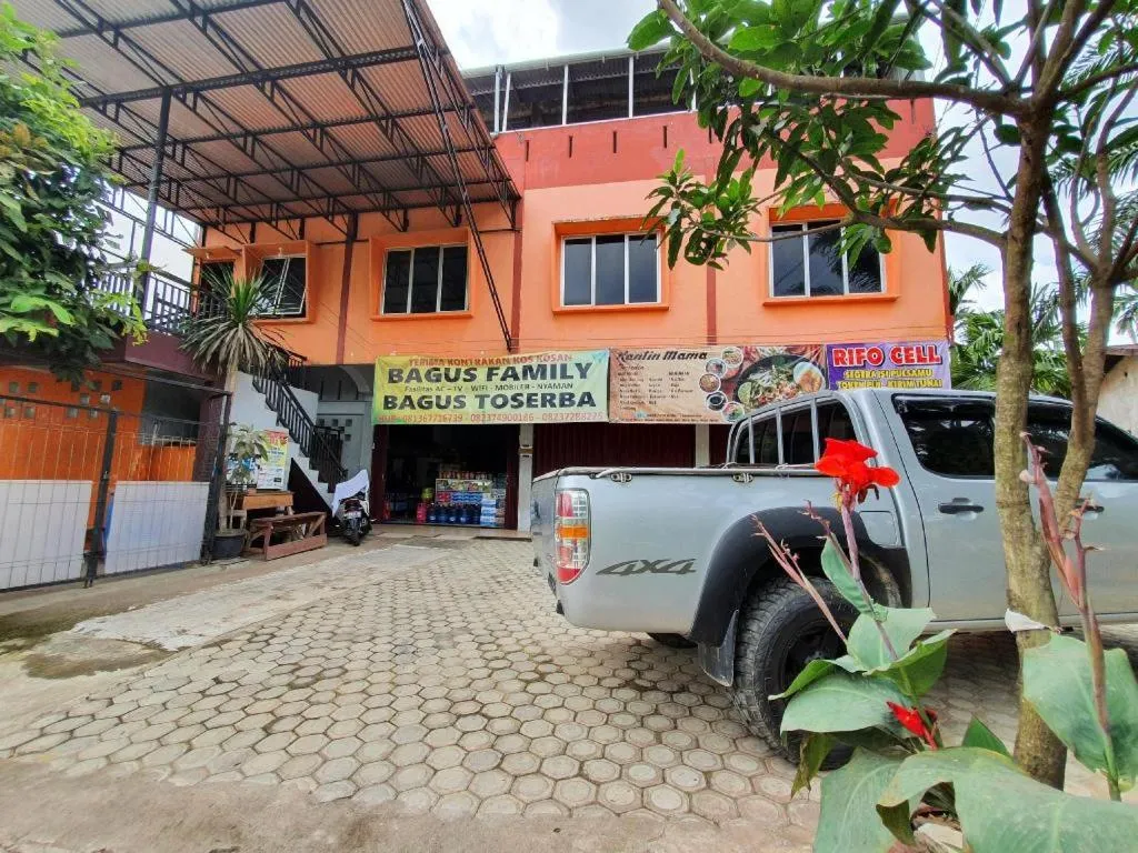 OYO 90976 Bagus Family Syariah