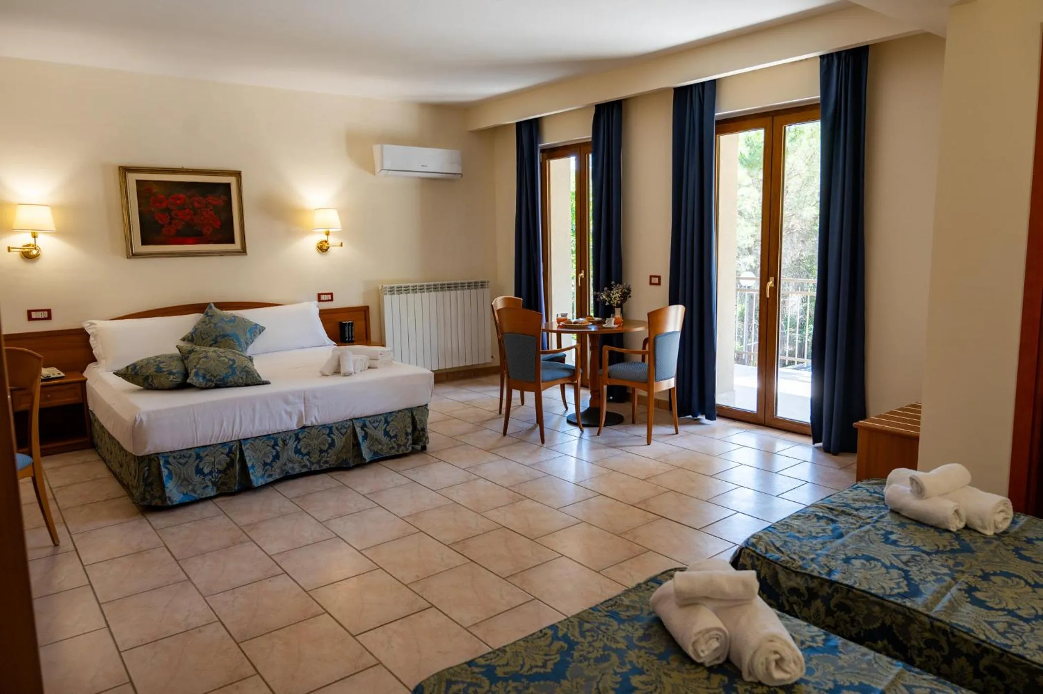 Triple Room with View in Hotel Bisanzio Resort