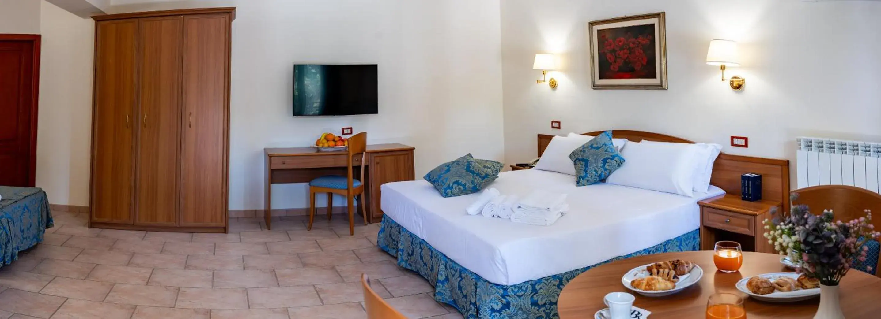 Deluxe Double Room with Balcony in Hotel Bisanzio Resort Deluxe Double Room with Balcony in Hotel Bisanzio Resort