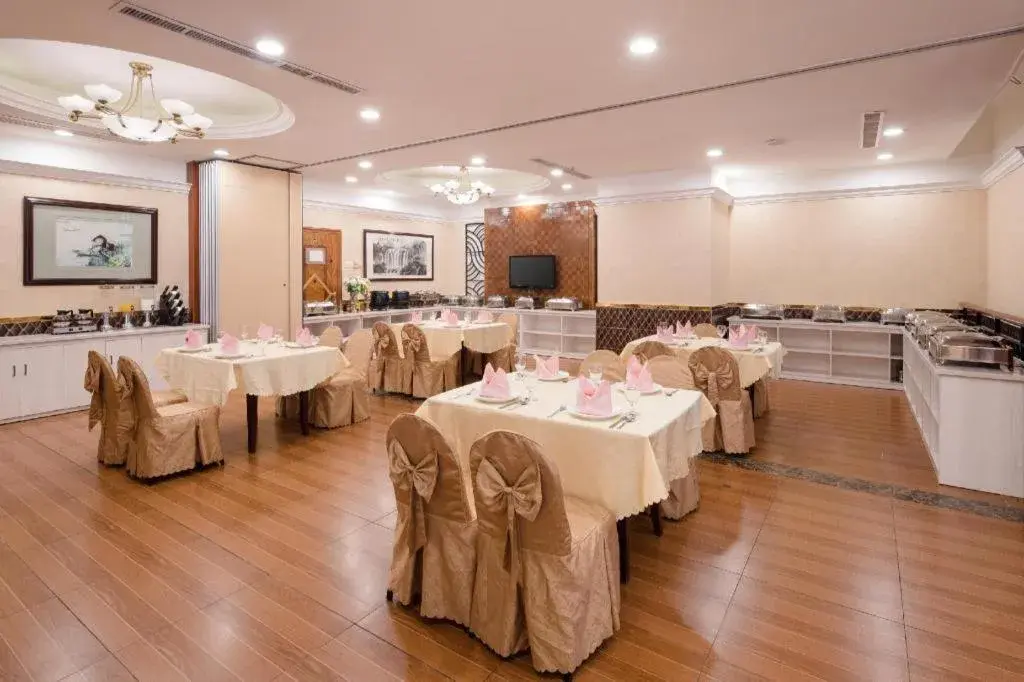 Xinyuan Hot Spring Hotel Xinyuan Hot Spring Hotel