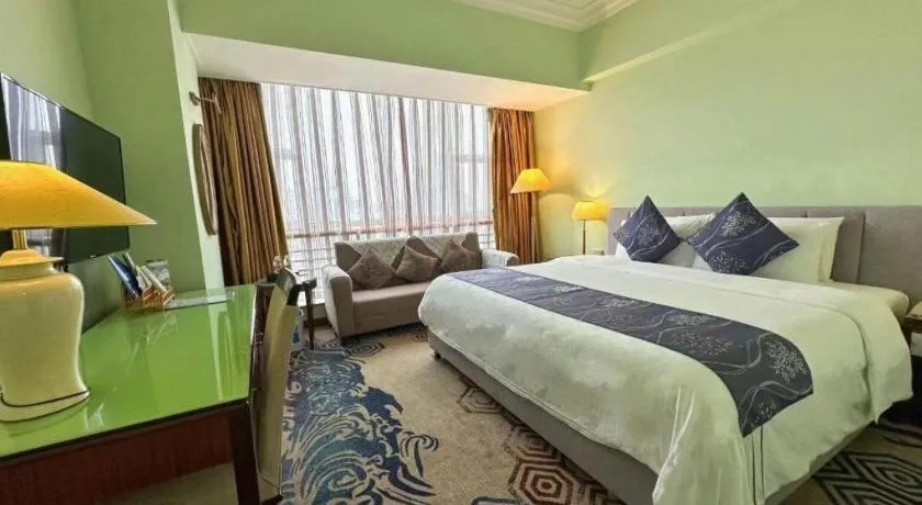 Bed in Xinyuan Hot Spring Hotel