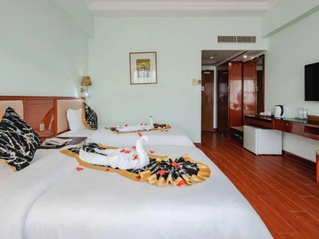 Bed in Xinyuan Hot Spring Hotel