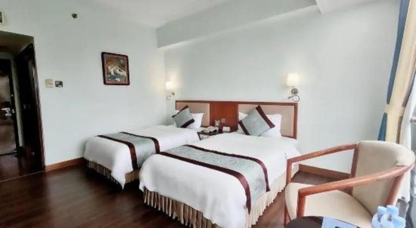 Bed in Xinyuan Hot Spring Hotel