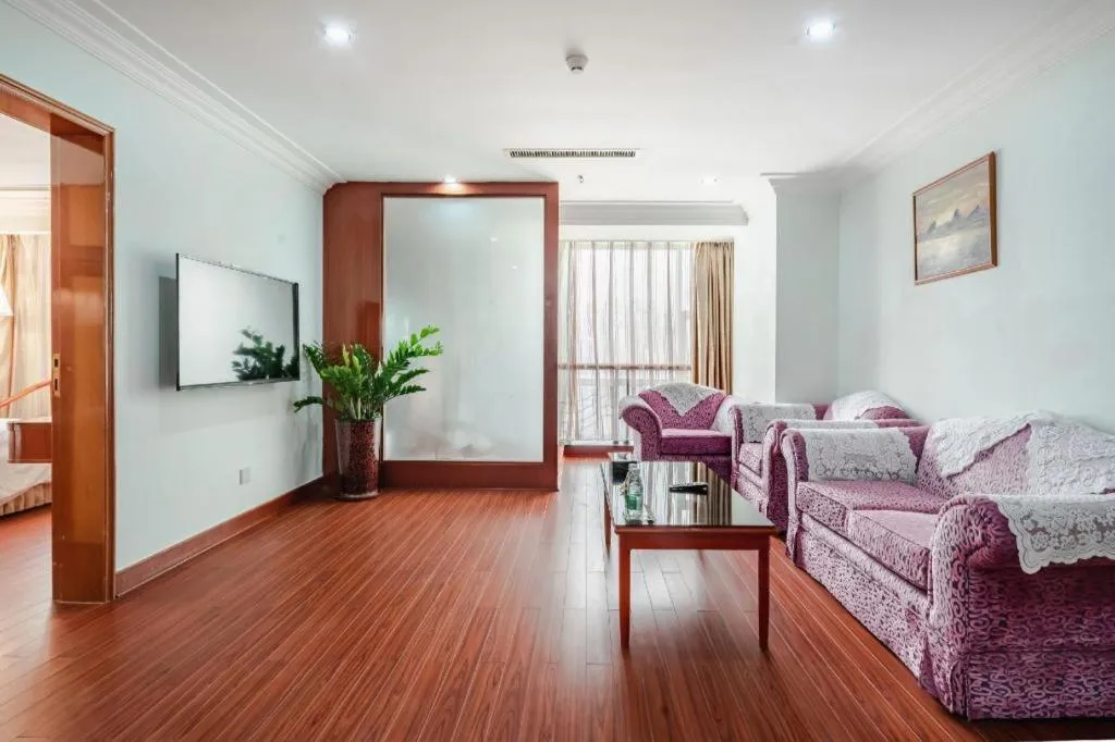 Bed in Xinyuan Hot Spring Hotel