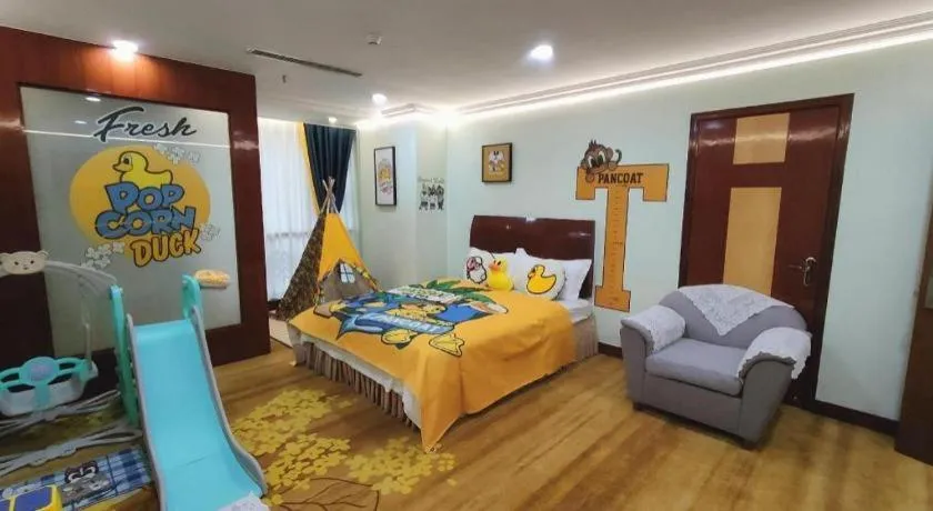 Bed in Xinyuan Hot Spring Hotel