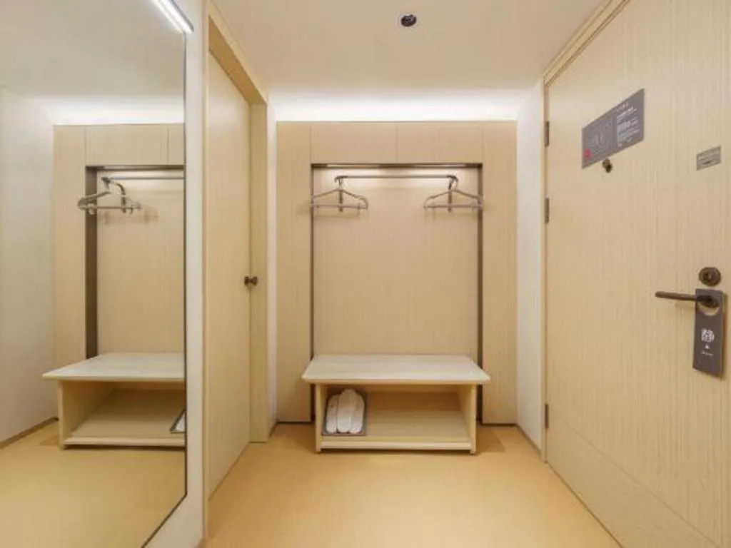 Dalian Liangyun Hotel