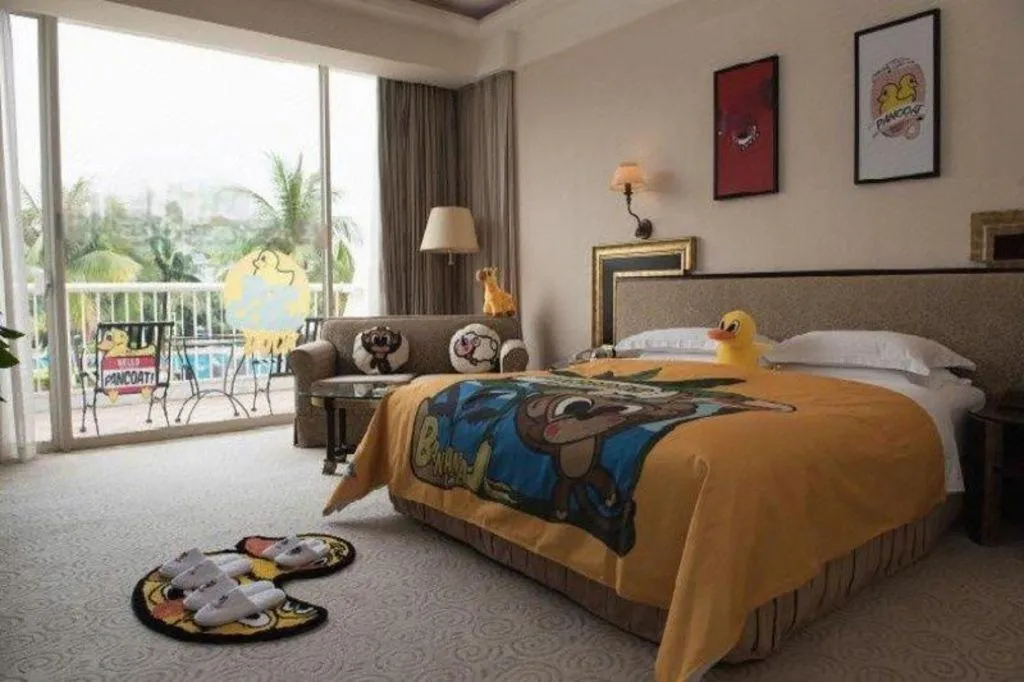 Bed in Dongguan MCB Lake Hotel