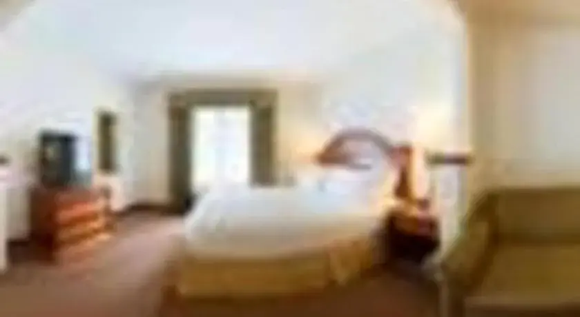 Bed in Holiday Inn Express Frackville Hotel By IHG Bed in Holiday Inn Express Frackville Hotel By IHG