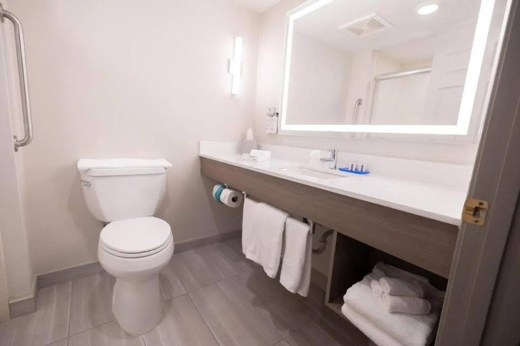 Holiday Inn Express Frackville Hotel By IHG